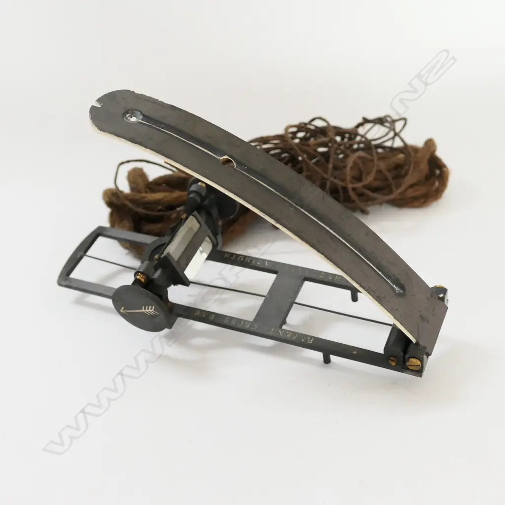PATENT CROSS BAR 'HEZZINETH' AZIMUTH NAVIGATIONAL COMPASS COURSE CORRECTION INSTRUMENT, IN BOX Image 1++